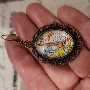 🗼Antique Bronze Cabachon Eifel Tower Cameo Earrings